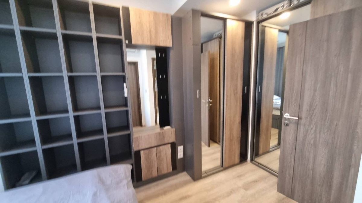 For RentCondoRama9, Petchburi, RCA : Condo for rent IDEO Mobi Asoke. Completely decorated with MRT Phetchaburi. 300 meters and Airport Link Makkasan !!