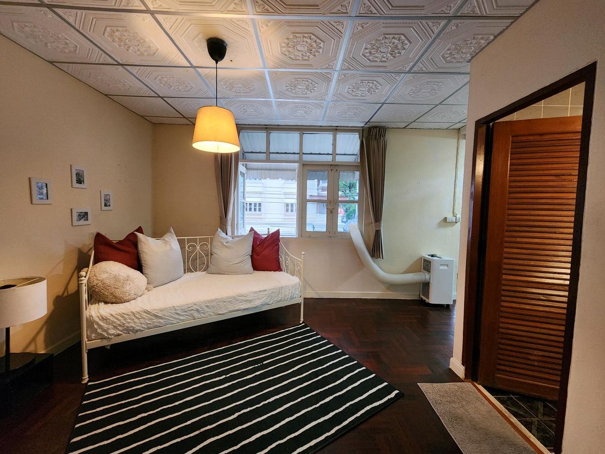 For RentOnnut, Udomsuk : Semi-detached house for rent Onnut 39. Near Yellow Line BTS.