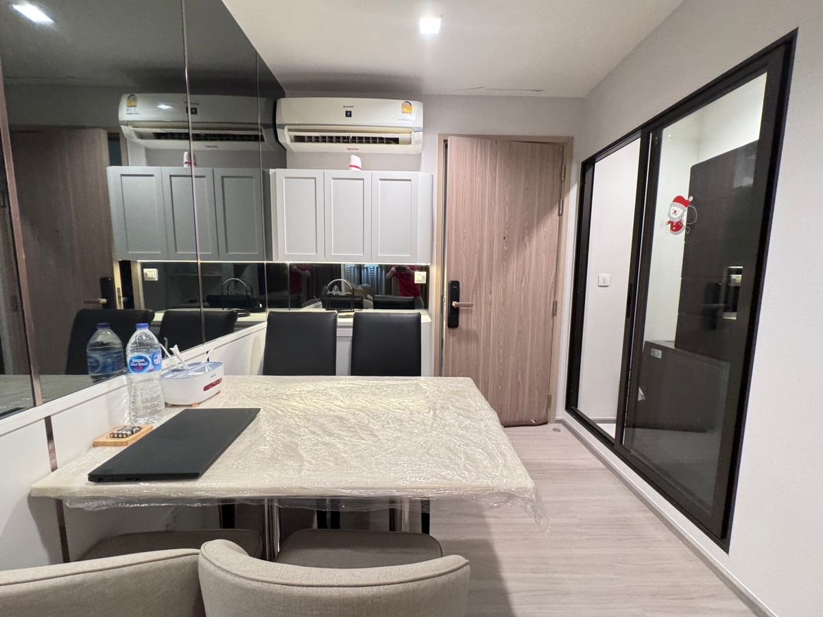 ขายคอนโดท่าพระ ตลาดพลู วุฒากาศ : ขาย 2 ห้องนอน Life Sathorn Sierra ตกแต่งสวย พร้อมอยู่ สอบถามและนัดชมได้เลยครับ