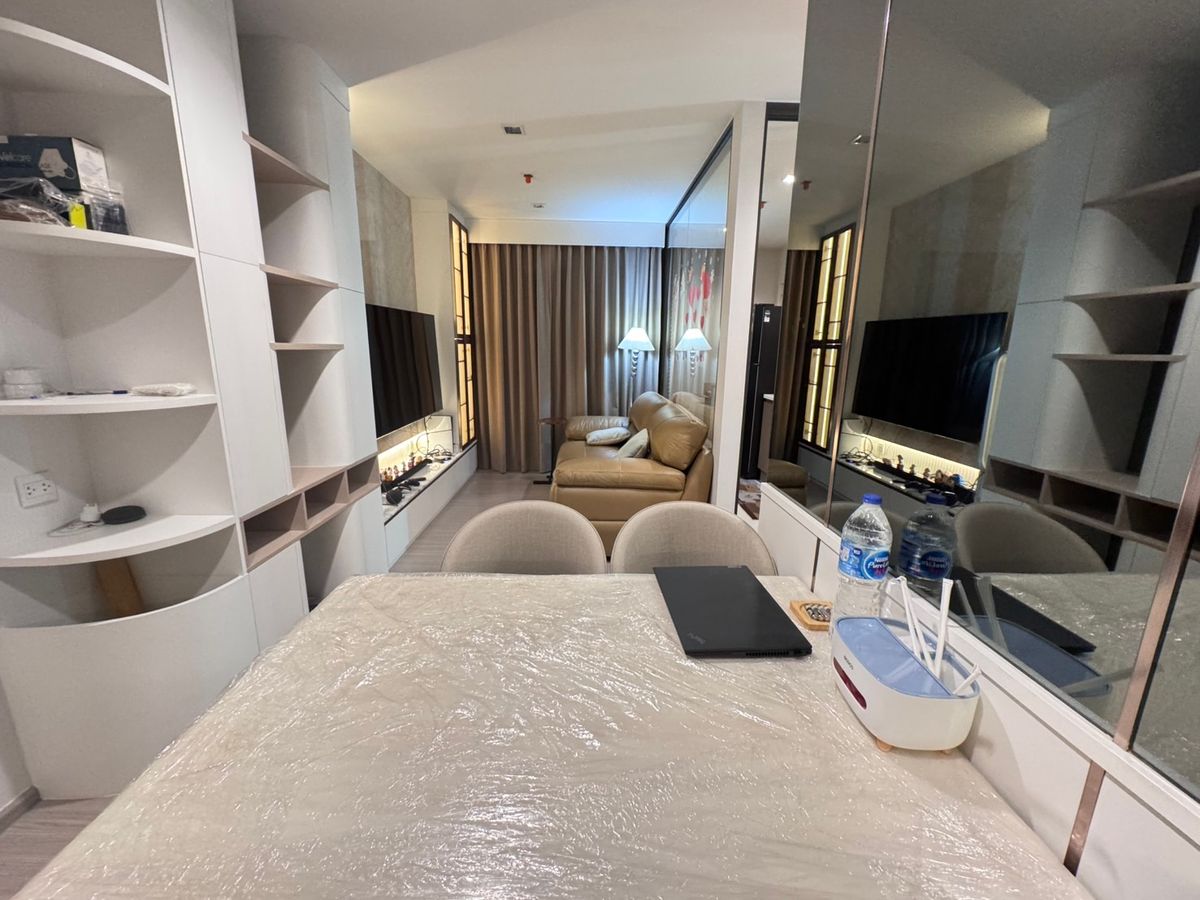 ขายคอนโดท่าพระ ตลาดพลู วุฒากาศ : ขาย 2 ห้องนอน Life Sathorn Sierra ตกแต่งสวย พร้อมอยู่ สอบถามและนัดชมได้เลยครับ