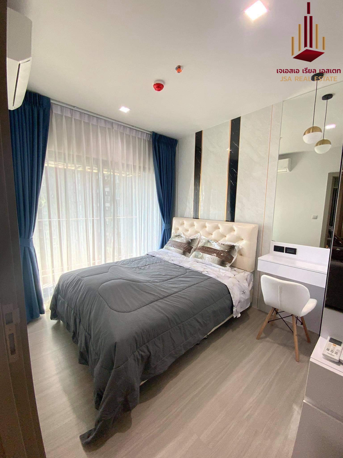 ให้เช่าคอนโดพระราม 9 เพชรบุรีตัดใหม่ RCA : ✨ For Rent: Life Asoke - Rama 9 Condo ✨ 💰 Only 25,000 THB/month