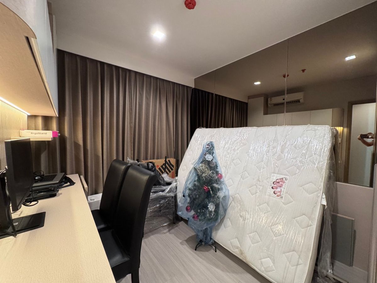 ขายคอนโดท่าพระ ตลาดพลู วุฒากาศ : ขาย 2 ห้องนอน Life Sathorn Sierra ตกแต่งสวย พร้อมอยู่ สอบถามและนัดชมได้เลยครับ