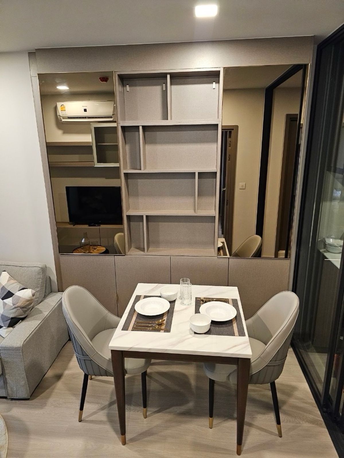 ให้เช่าคอนโดลาดพร้าว เซ็นทรัลลาดพร้าว : 🔥ให้เช่าด่วน 🔥 ไลฟ์ พหล - ลาดพร้าว  วิวสวนจตุจักร เฟอร์ครบพร้องเข้าอยู่ ใกล้MRTและBTS