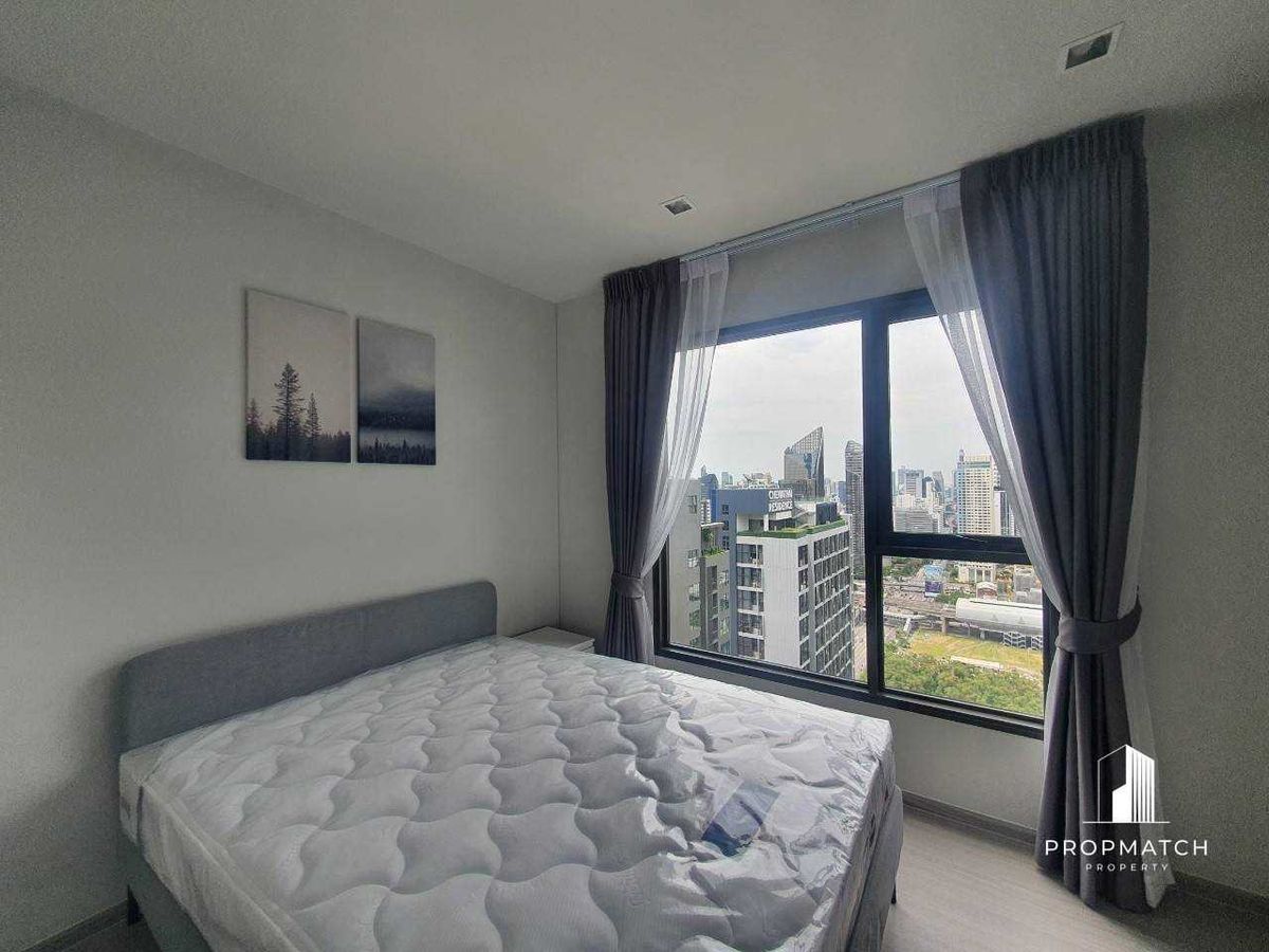 ให้เช่าคอนโดพระราม 9 เพชรบุรีตัดใหม่ RCA : ⚡️Hot Deal⚡️Life asoke rama9 🔥 28 Sqm 🔥19,000 B ⚡️ สนใจติดต่อพัตเตอร์ 0928895628 Line  plustor_ss