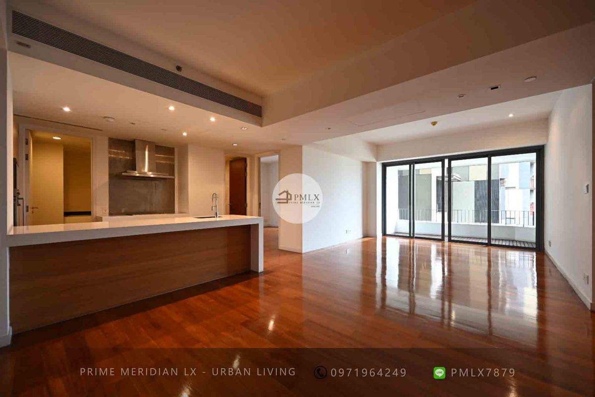 ขายคอนโดพระราม 3 สาธุประดิษฐ์ : The Pano Rama 3 - Large rare sized 2 + 1 bedroom condo, Parking,