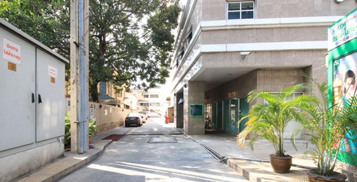 ขายคอนโดราชเทวี พญาไท : ขายด่วน! บ้านปทุมวัน คอนโดใจกลางเมือง เก่าแบบมีเสน่ห์  ที่หาจากไหนไม่ได้แล้ว จับมารีโนเวทนิดหน่อย สวยปังแน่นอน ห้ามพลาดเลย! สนใจติดต่อ 0876358339 