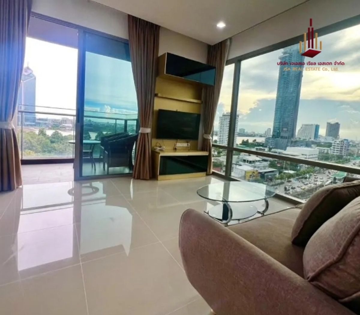 ขายคอนโดพระราม 3 สาธุประดิษฐ์ : ✨ For Sale: Star View Rama 3 Condo 💰 Only 8,800,000 THB