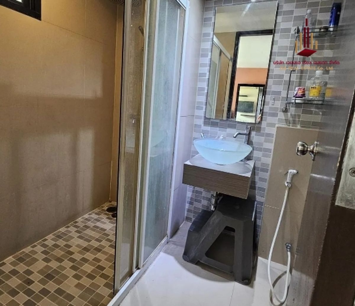 For RentCondoRatchadapisek, Huaikwang, Suttisan : ✨ For Rent: J.W. City Ratchada 32 Condo ✨ 💰 ONLY 17,500 THB/Month