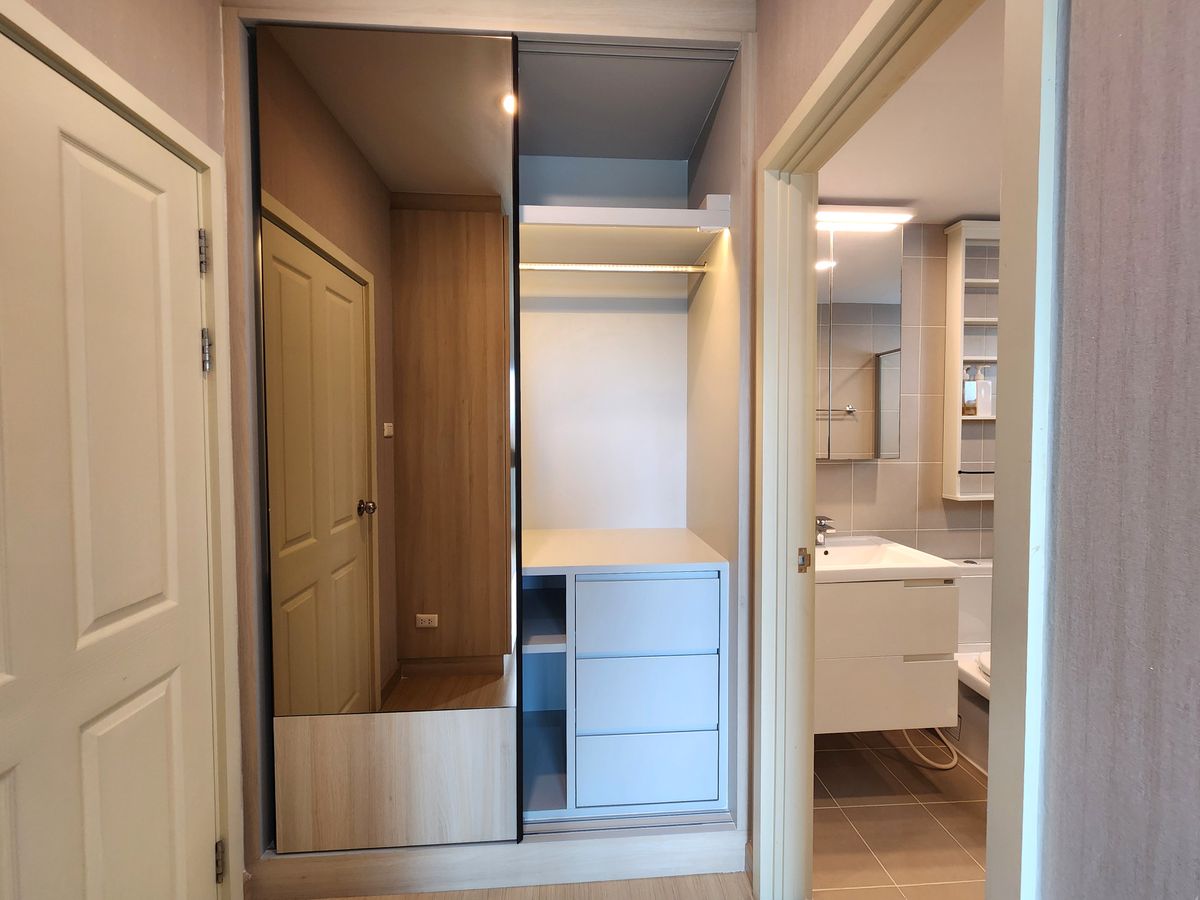 คอนโดพระราม 8 สามเสน ราชวัตร : ลดราคาครับผม** ให้เช่าและSale / ขาย ศุภาลัย ซิตี้ รีสอร์ท พระราม 8 **ห้องจริงภาพจริง**ให้หมดเลยตามรายละเอียด 2 นอน 75 ตารางเมตร วิวสระน้ำ SNS027 ข้อมูลเพิ่มเติม...