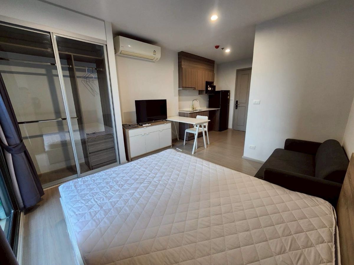 For RentCondoBang kae, Phetkasem : 🎯 Free and ready to stay in Building B, convenient to walk furniture, The Parkland Phetkasem 56