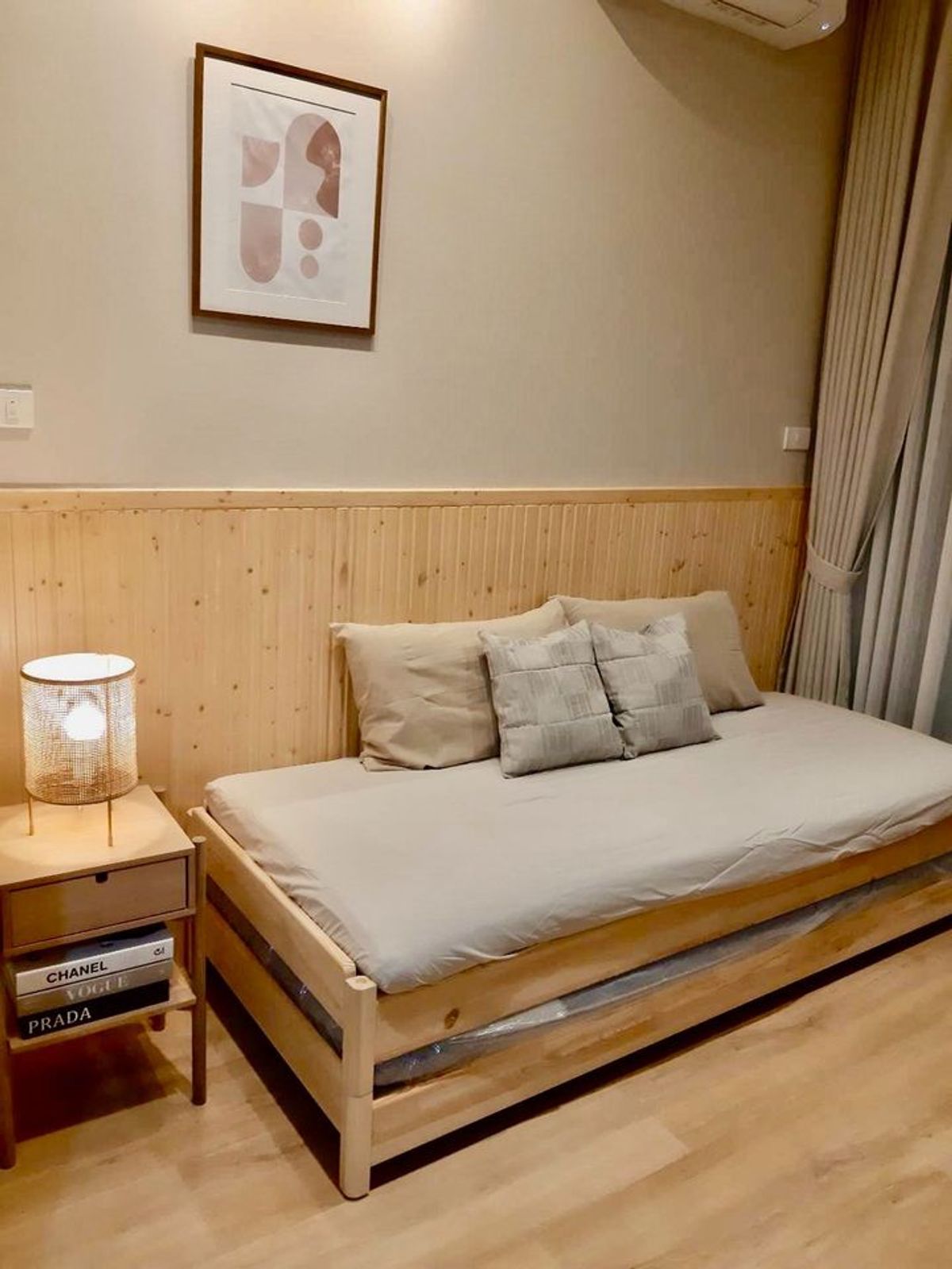 For SaleCondoRatchathewi,Phayathai : Villa Rachatewi【𝐒𝐄𝐋𝐋 & 𝐑𝐄𝐍𝐓】🔥Minimalist decor, warm and peaceful, private, near BTS Phaya Thai and the Ratchathewi lifestyle district, with easy access in all directions🔥  Contact Line ID: @hacondo