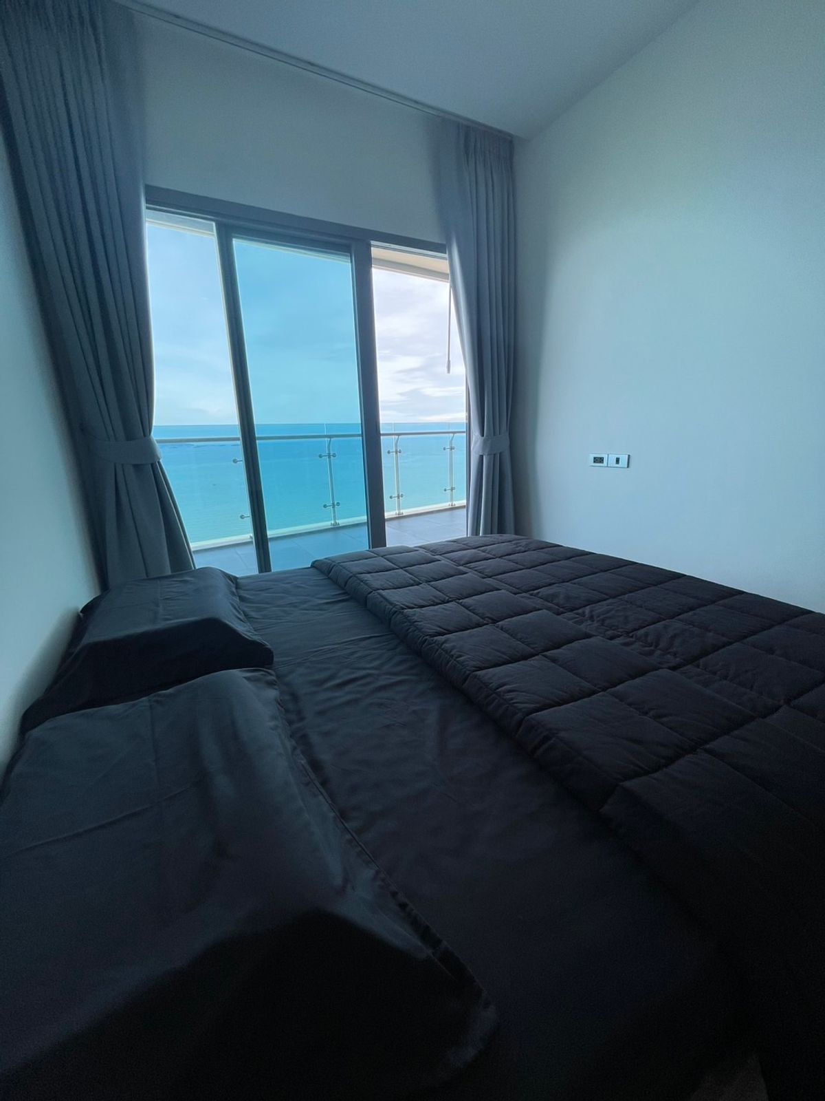 For RentCondoSriracha Laem Chabang Ban Bueng : For Rent – ​​Symphony Condo Sriracha 2 Beds (S03-2107)