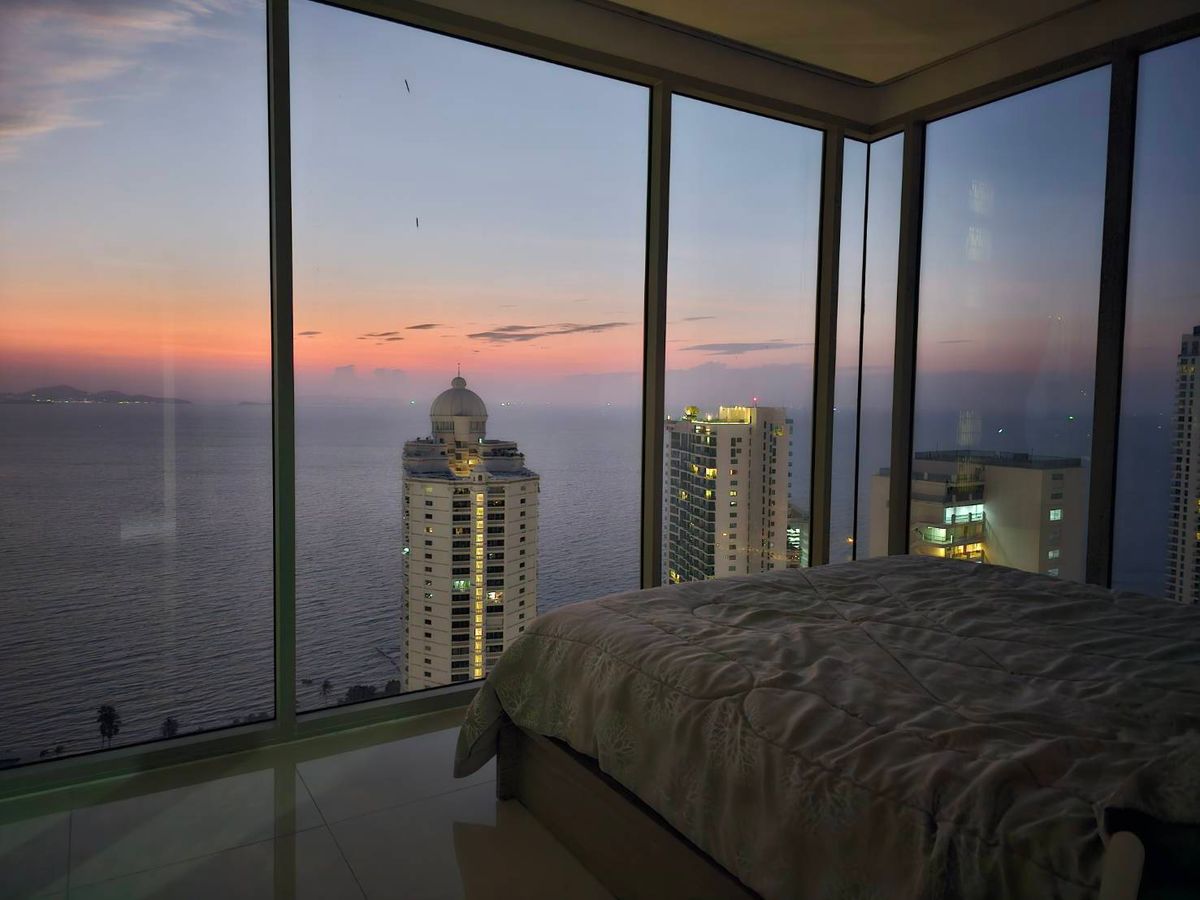 ให้เช่าคอนโดพัทยา บางแสน ชลบุรี สัตหีบ : For Rent – ​​Condo The Riviera Wongamat 2 Beds (S03-2106)