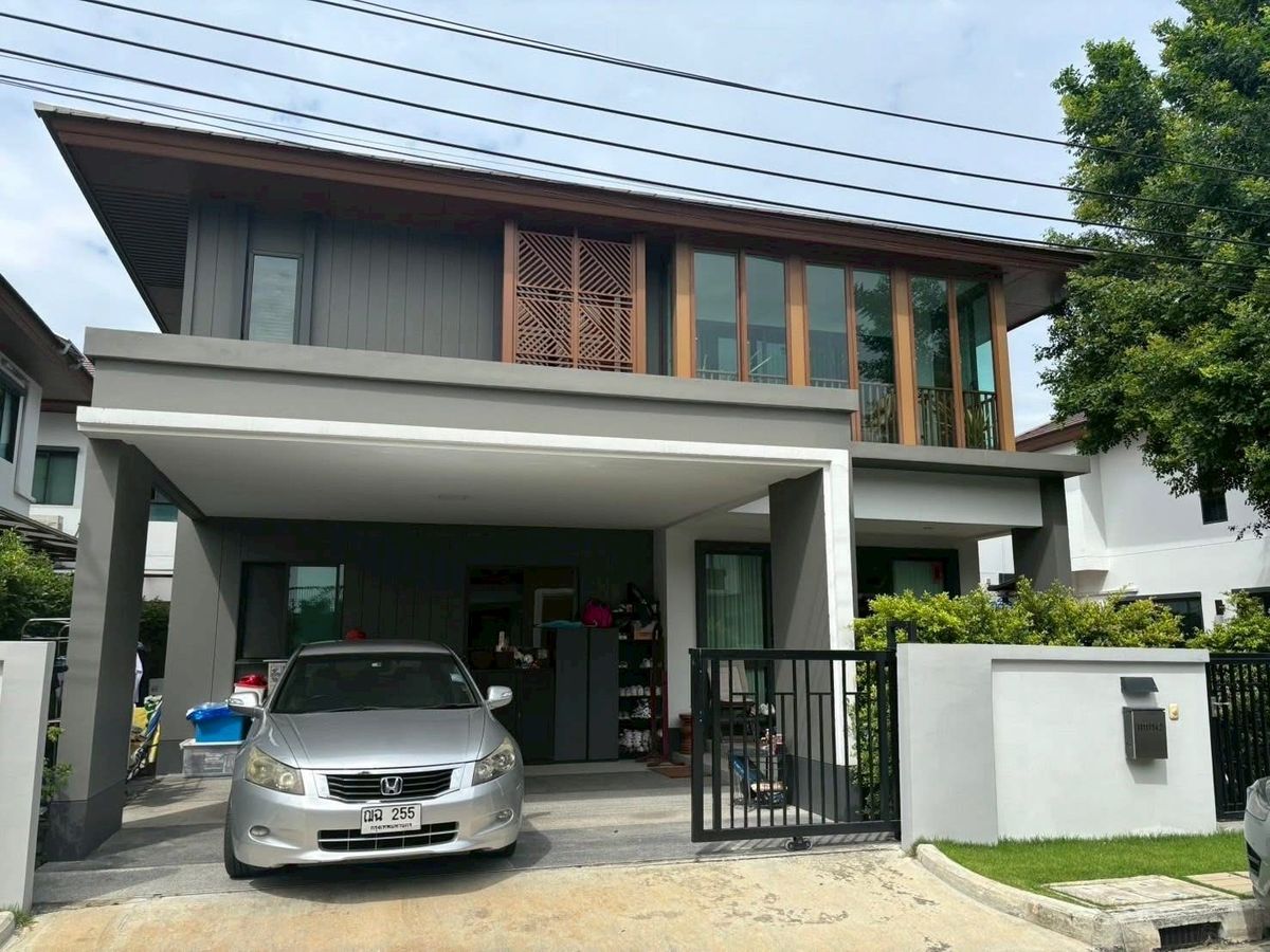 ขายบ้านพัฒนาการ ศรีนครินทร์ : P0221 บ้านเดี่ยวทำเลเยี่ยมในโครงการหรู – บุราสิริ พัฒนาการตัดใหม่