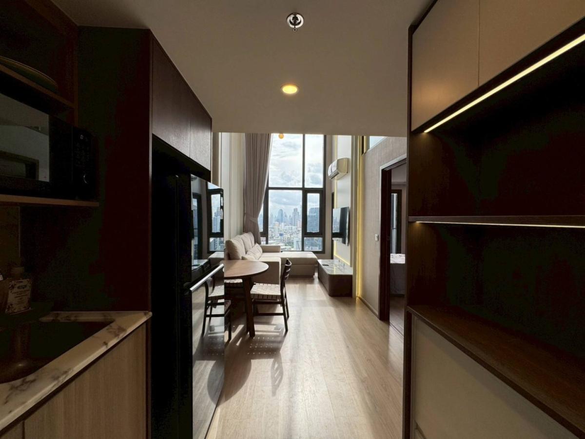 ให้เช่าคอนโดคลองเตย กล้วยน้ำไท : 🔥ให้เช่าด่วน🔥ไลฟ์ พระราม 4 - อโศก Vertiplex เพดานสูง วิวบางกระเจ้า ตกแต่งหรู+เฟอร์ครบ ใกล้สถานีรถไฟฟ้าใต้ดิน 900เมตร