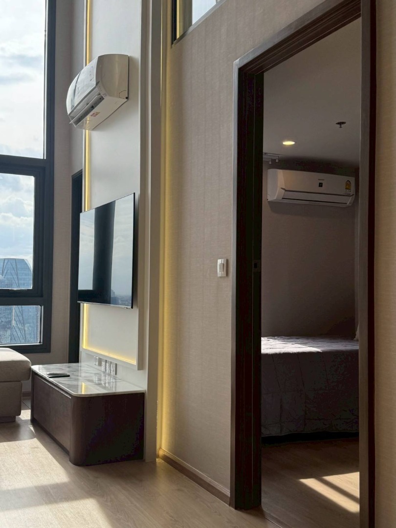 ให้เช่าคอนโดคลองเตย กล้วยน้ำไท : 🔥ให้เช่าด่วน🔥ไลฟ์ พระราม 4 - อโศก Vertiplex เพดานสูง วิวบางกระเจ้า ตกแต่งหรู+เฟอร์ครบ ใกล้สถานีรถไฟฟ้าใต้ดิน 900เมตร