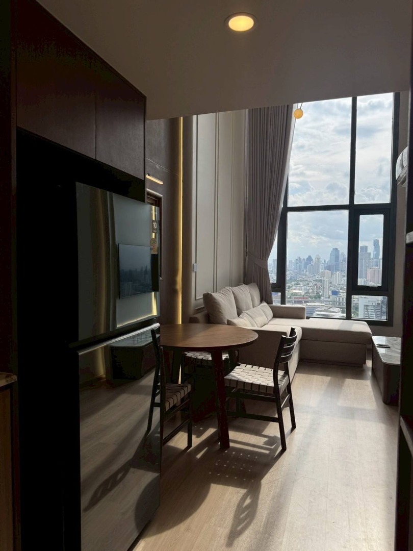 ให้เช่าคอนโดคลองเตย กล้วยน้ำไท : 🔥ให้เช่าด่วน🔥ไลฟ์ พระราม 4 - อโศก Vertiplex เพดานสูง วิวบางกระเจ้า ตกแต่งหรู+เฟอร์ครบ ใกล้สถานีรถไฟฟ้าใต้ดิน 900เมตร