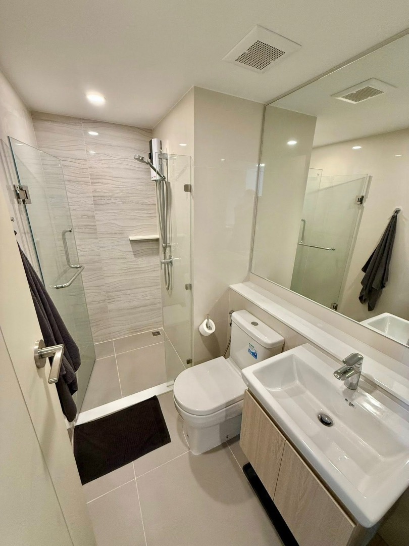 ให้เช่าคอนโดคลองเตย กล้วยน้ำไท : 🔥ให้เช่าด่วน🔥ไลฟ์ พระราม 4 - อโศก Vertiplex เพดานสูง วิววิวสวนเบญจกิติ์ เฟอร์ครบพร้อมเข้าอยู่ 