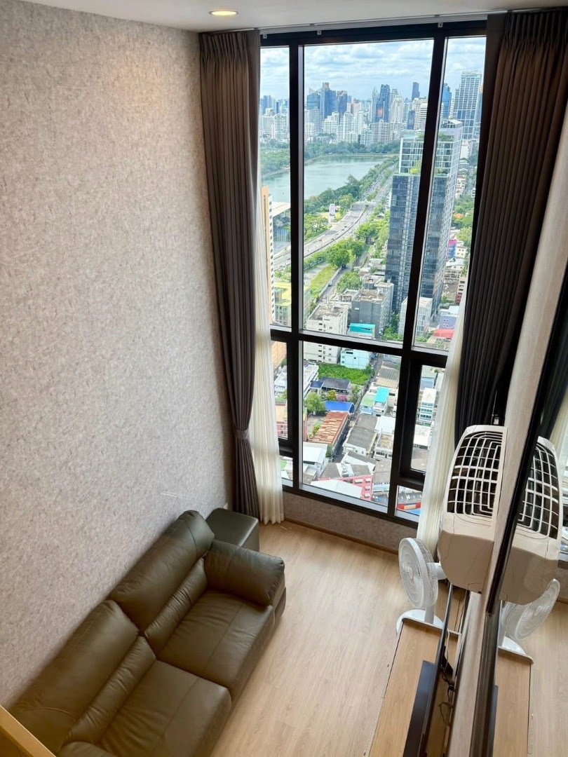 ให้เช่าคอนโดคลองเตย กล้วยน้ำไท : 🔥ให้เช่าด่วน🔥ไลฟ์ พระราม 4 - อโศก Vertiplex เพดานสูง วิววิวสวนเบญจกิติ์ เฟอร์ครบพร้อมเข้าอยู่ 