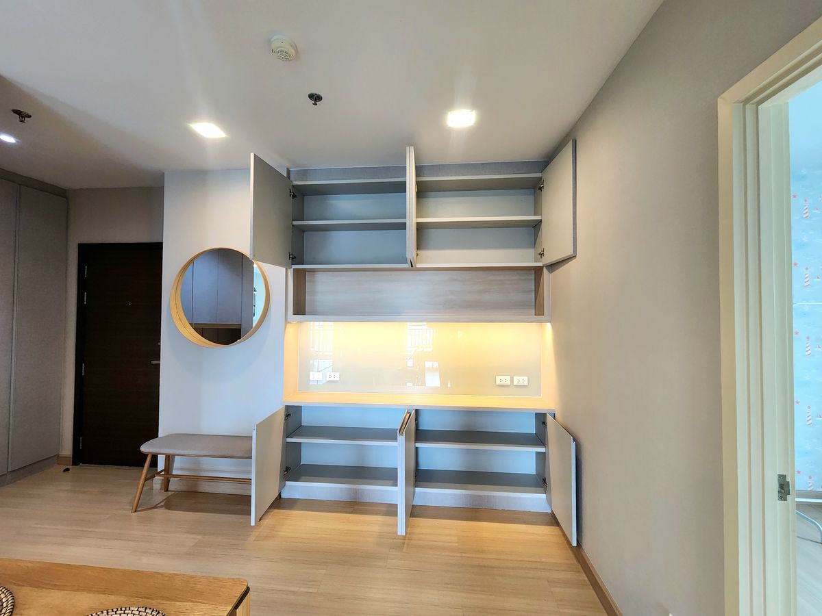 คอนโดพระราม 8 สามเสน ราชวัตร : ลดราคาครับผม** ให้เช่าและSale / ขาย ศุภาลัย ซิตี้ รีสอร์ท พระราม 8 **ห้องจริงภาพจริง**ให้หมดเลยตามรายละเอียด 2 นอน 75 ตารางเมตร วิวสระน้ำ SNS027 ข้อมูลเพิ่มเติม...