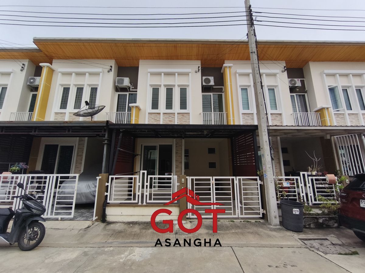 For SaleTownhomePattanakan, Srinakarin : 2 -story townhome for sale, Golden Town Srinakarin - Sukhumvit Project