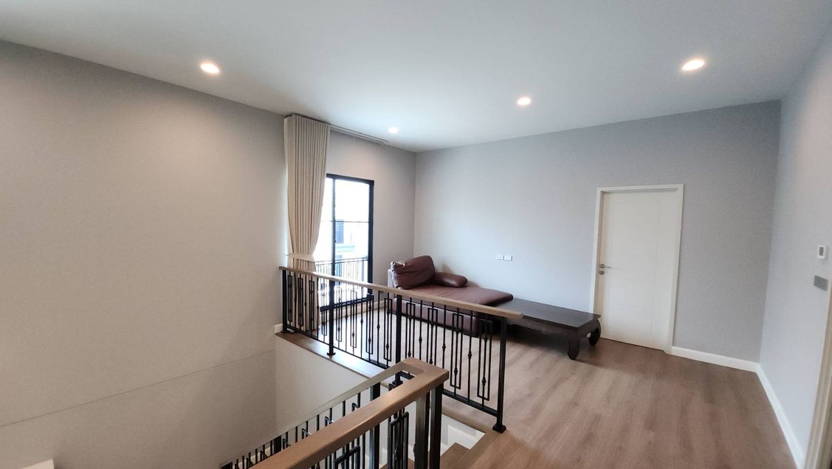 ให้เช่าบ้านลาดกระบัง สุวรรณภูมิ : ให้เช่า เศรษฐสิริ บางนา-สุวรรณภูมิ