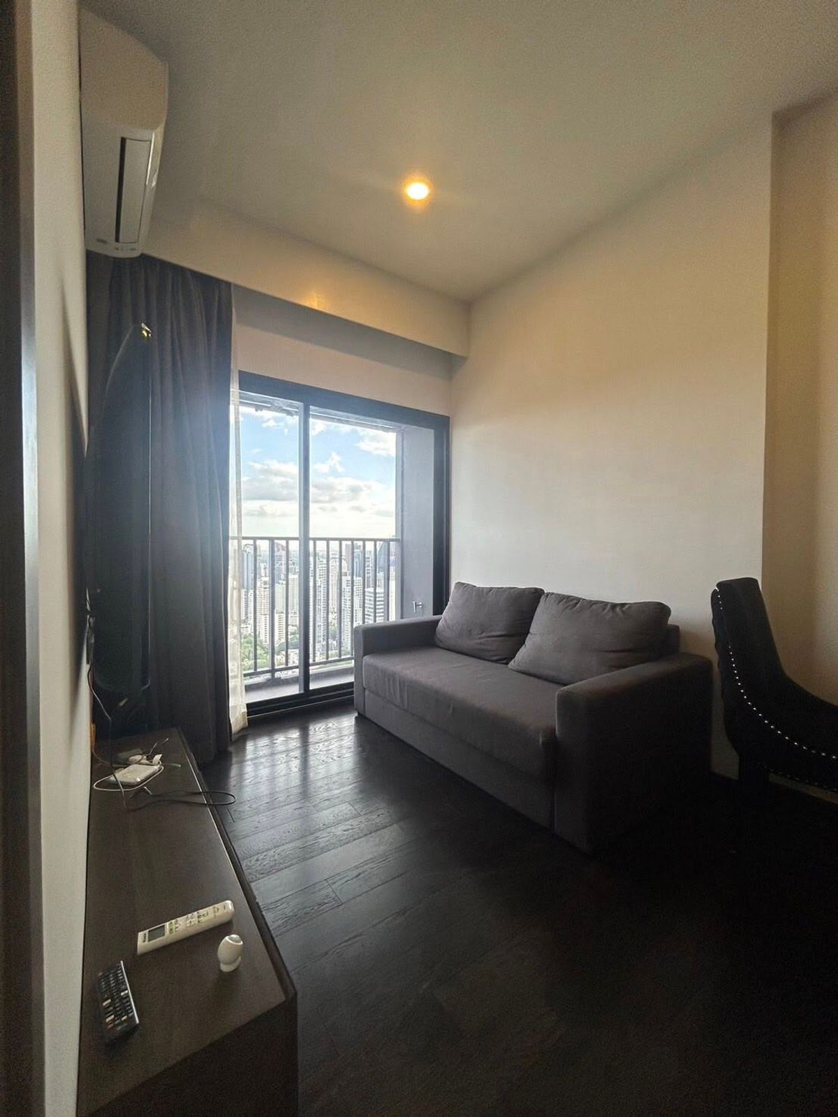 For RentCondoSukhumvit, Asoke, Thonglor : 