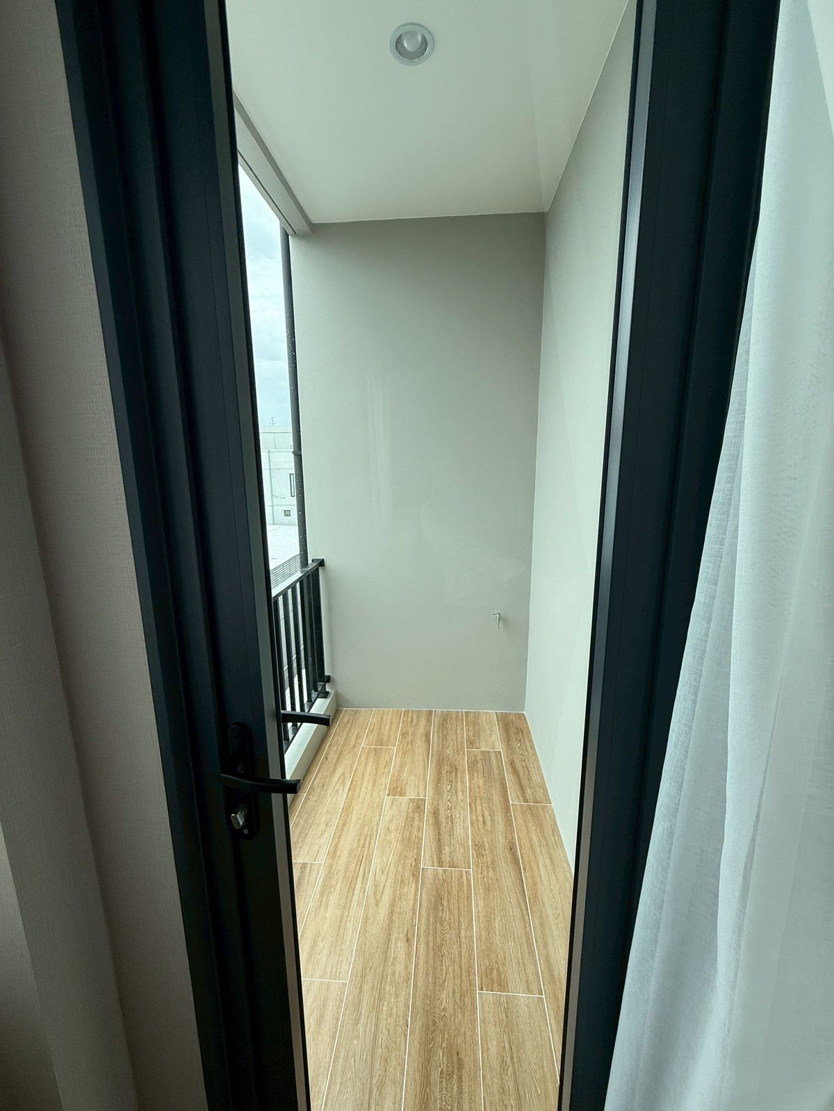 For SaleChokchai 4, Ladprao 71, Ladprao 48, : 🏛️✨Baan Klang Muang Classe, Ratchada -Ladprao, 3.5 floor, 364 sq.m., 51.7 sq.w. | 4 bedrooms, 5 bathrooms, 3 parking spaces, starting 27.9 MB. Contact Tel.0922635410