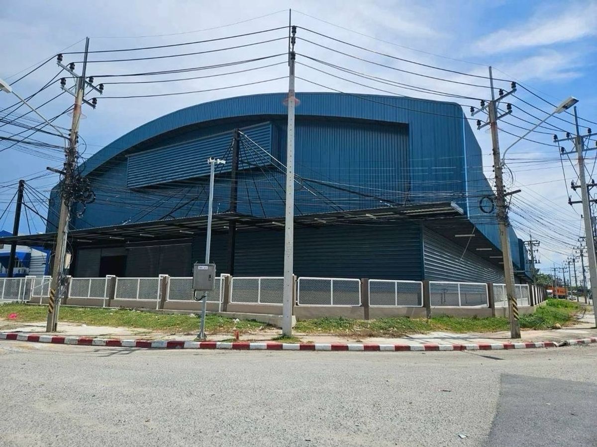 ให้เช่าโรงงานศรีราชา แหลมฉบัง บ้านบึง : 🏭 ให้เช่าโรงงานในนิคมอุตสาหกรรมแหลมฉบัง 🏭
📍 ทำเลทอง ชลบุรี ใกล้ท่าเรือแหลมฉบัง เพียง 5 นาที