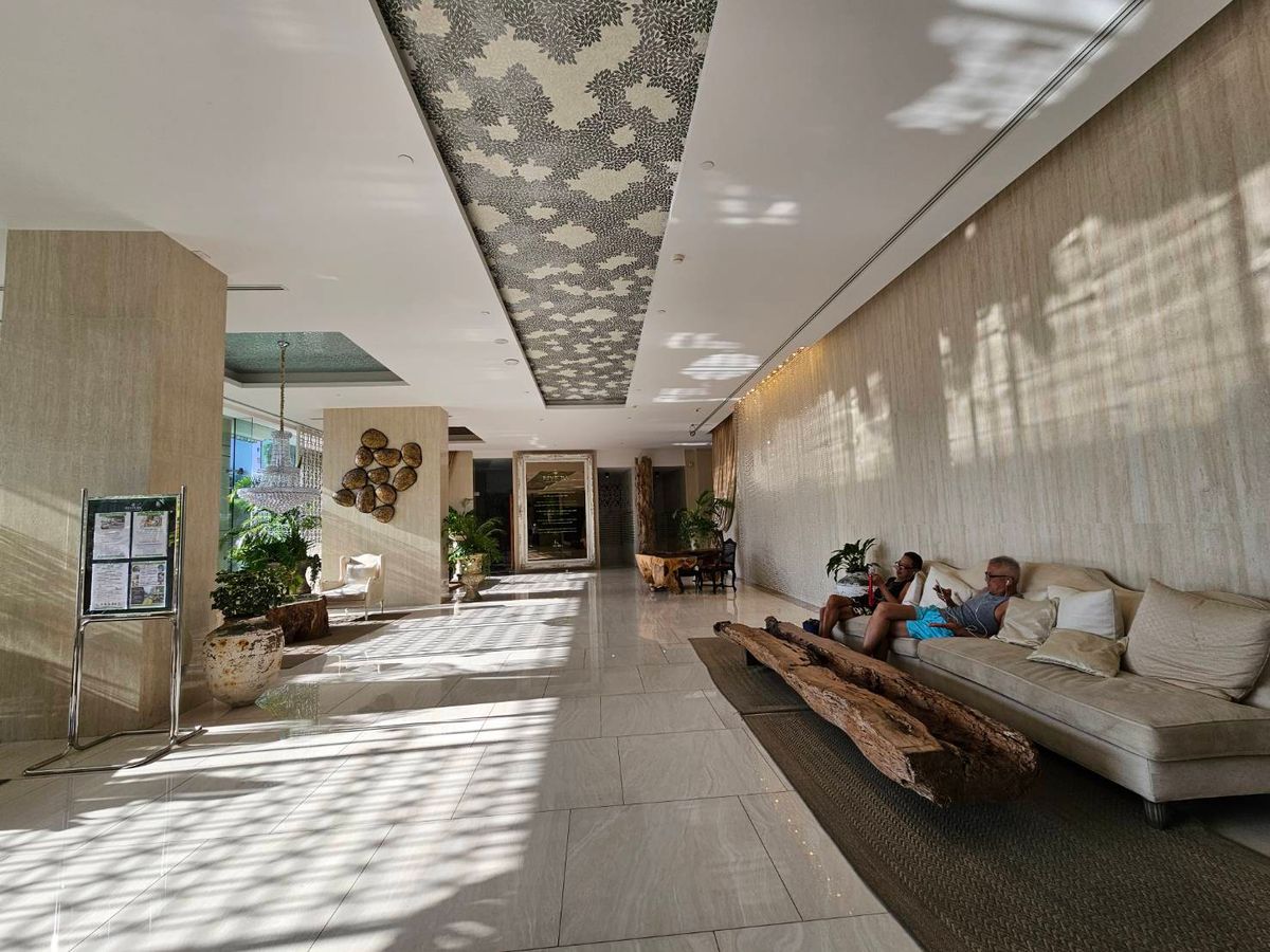 For RentCondoPattaya, Bangsaen, Chonburi : For Rent – ​​Condo The Riviera Wongamat 2 Beds (S03-2106)