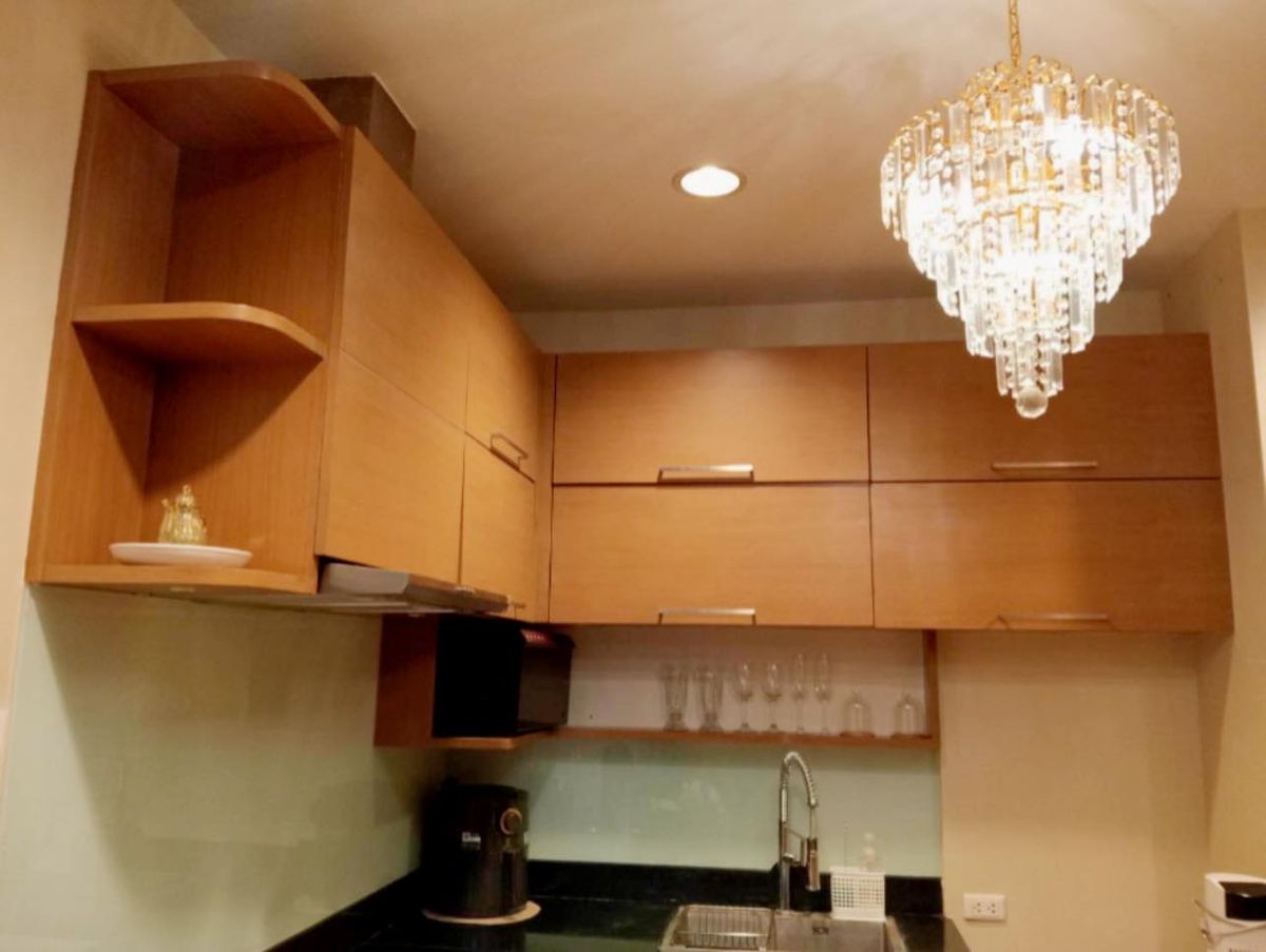 For RentCondoRatchathewi,Phayathai : The Address Siam【𝐑𝐄𝐍𝐓】🔥Spacious and open design with glass and built-in furniture for complete functionality🔥  Contact Line ID: @hacondo