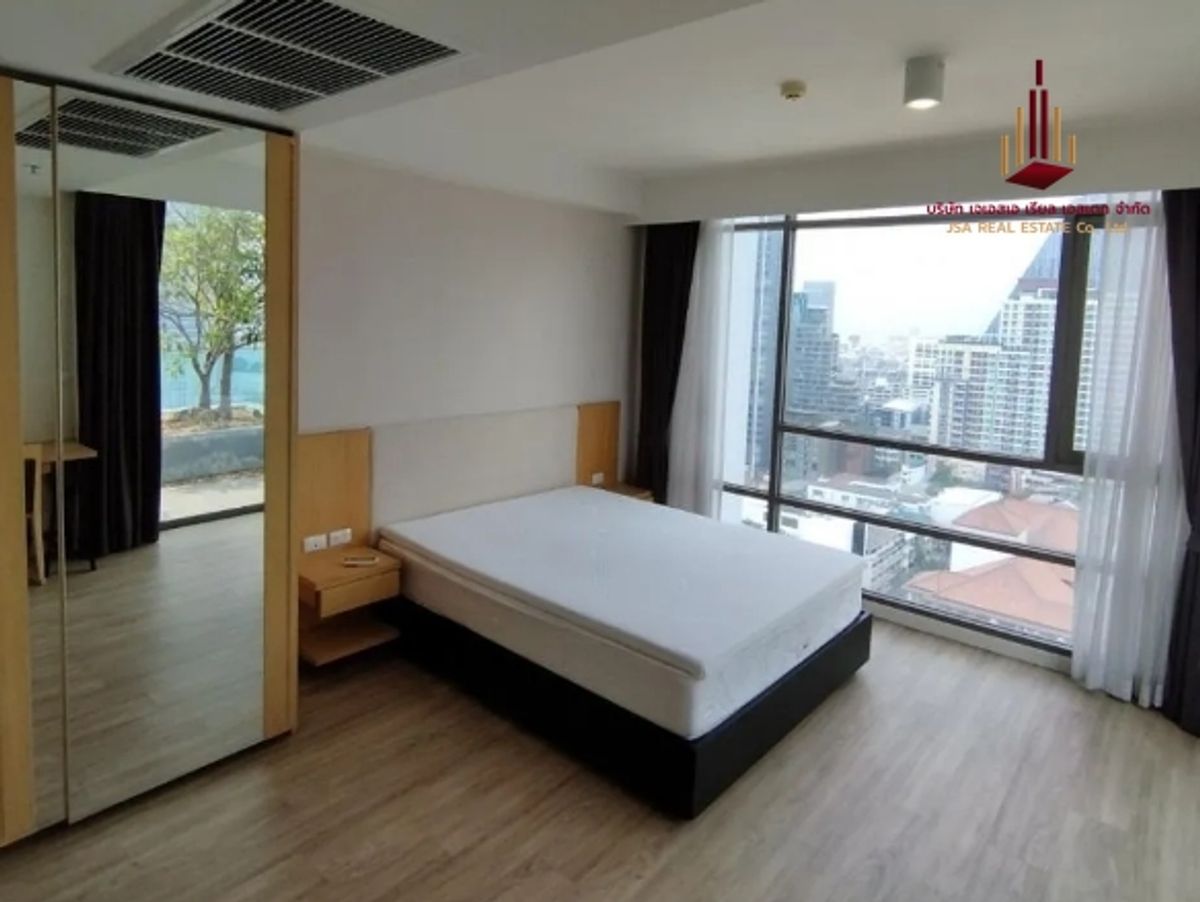 For RentCondoSilom, Saladaeng, Bangrak : ✨ For RENT: Siamese Surawong Condo ✨ 💰 ONLY 130,000 THB/Month