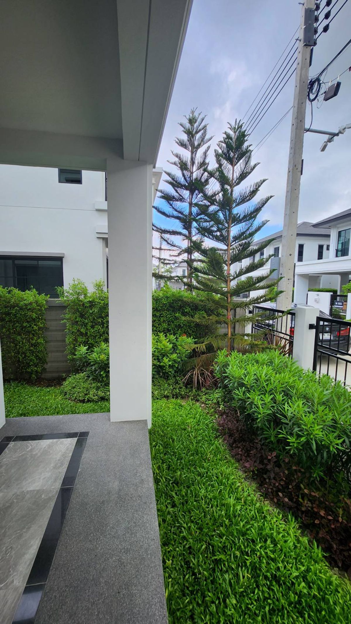 ให้เช่าบ้านลาดกระบัง สุวรรณภูมิ : ให้เช่า เศรษฐสิริ บางนา-สุวรรณภูมิ