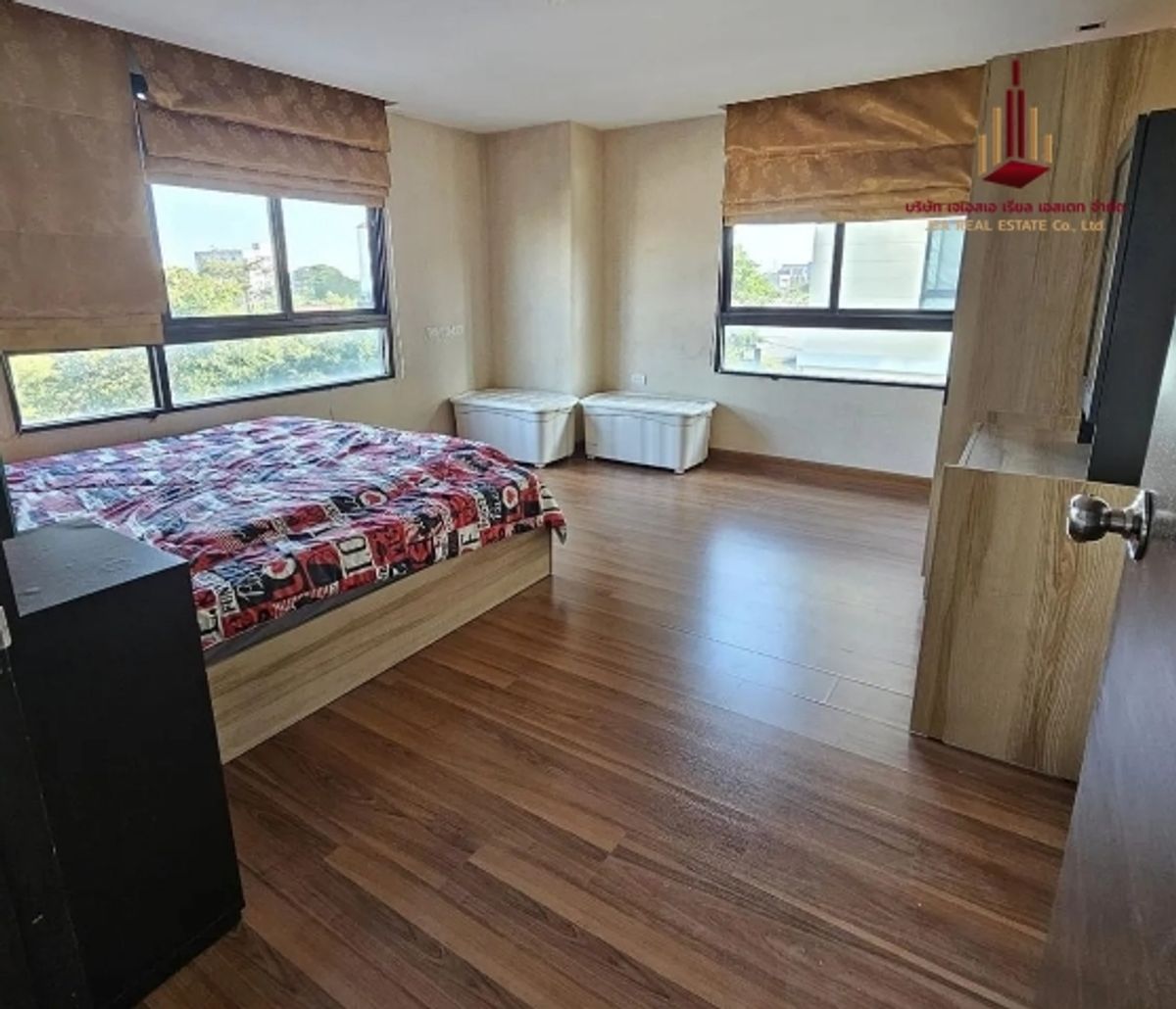 For RentCondoRatchadapisek, Huaikwang, Suttisan : ✨ For Rent: J.W. City Ratchada 32 Condo ✨ 💰 ONLY 17,500 THB/Month