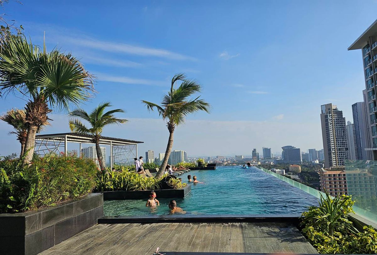 For RentCondoPattaya, Bangsaen, Chonburi : For Rent – ​​Condo The Riviera Wongamat 2 Beds (S03-2106)