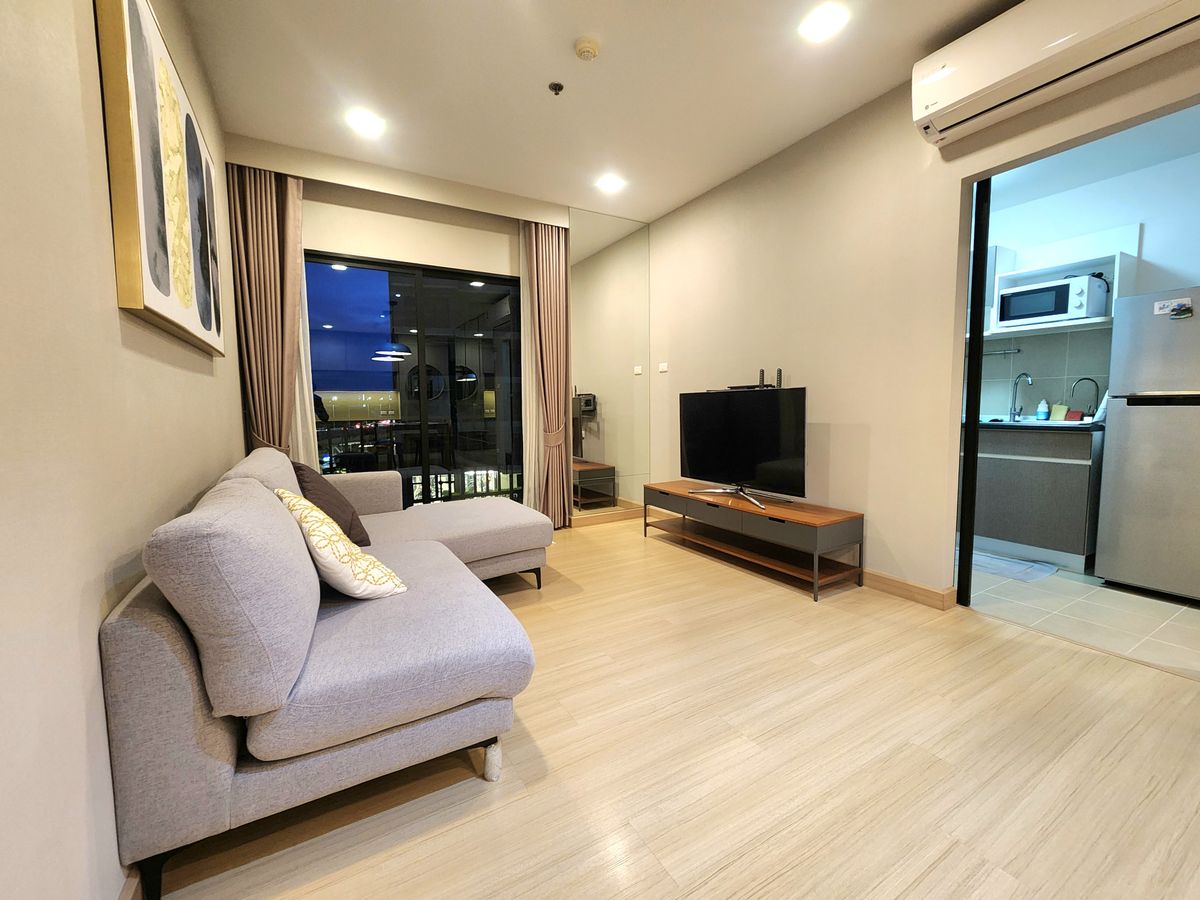 คอนโดพระราม 8 สามเสน ราชวัตร : ลดราคาครับผม** ให้เช่าและSale / ขาย ศุภาลัย ซิตี้ รีสอร์ท พระราม 8 **ห้องจริงภาพจริง**ให้หมดเลยตามรายละเอียด 2 นอน 75 ตารางเมตร วิวสระน้ำ SNS027 ข้อมูลเพิ่มเติม...