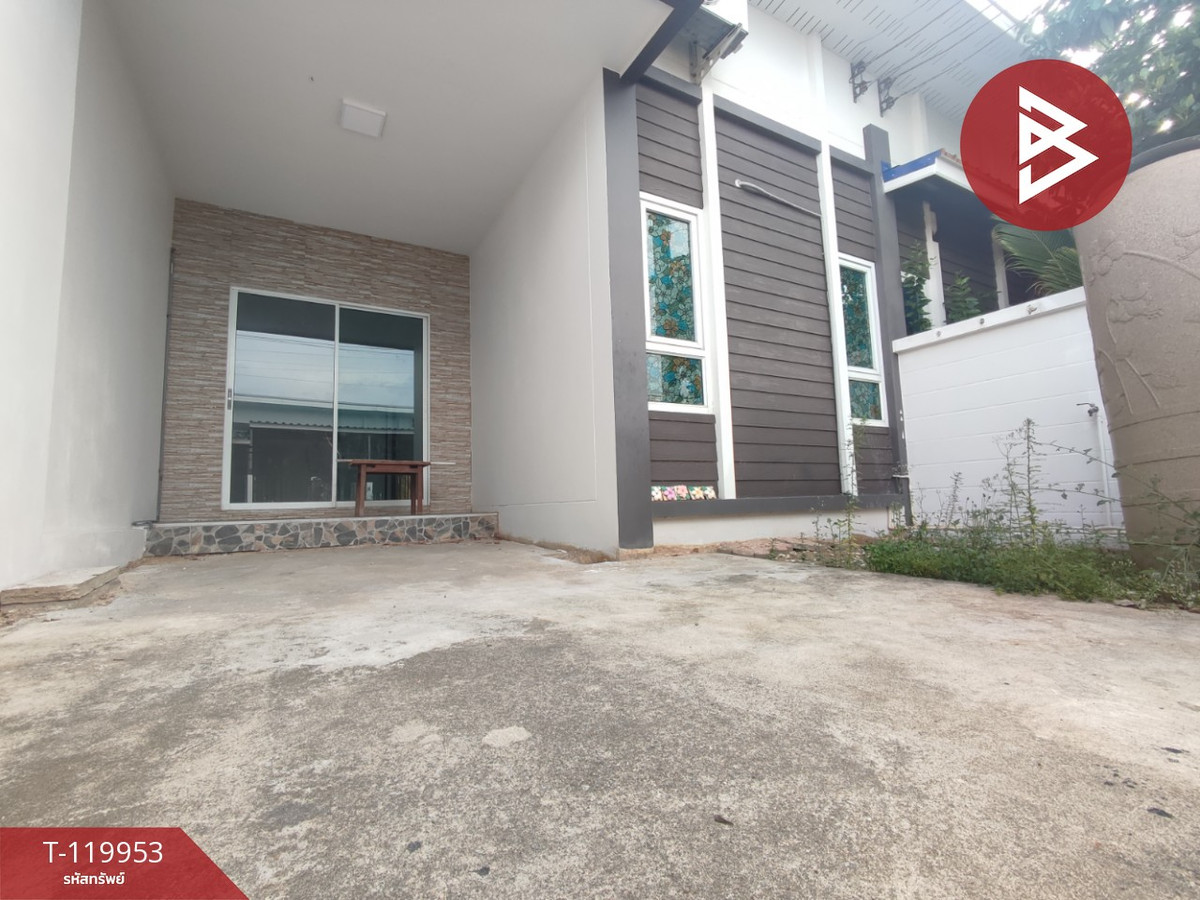 Townhouse for sale Niraville Care Life Village, Krathum Baen Samut Sakhon Loading...