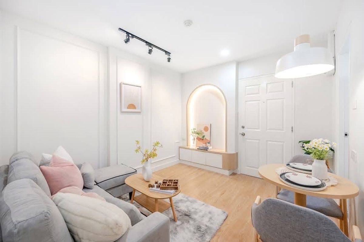 For RentCondoRamkhamhaeng, Hua Mak : For rent: Lumpini Condo Town Bodindecha - Ramkhamhaeng