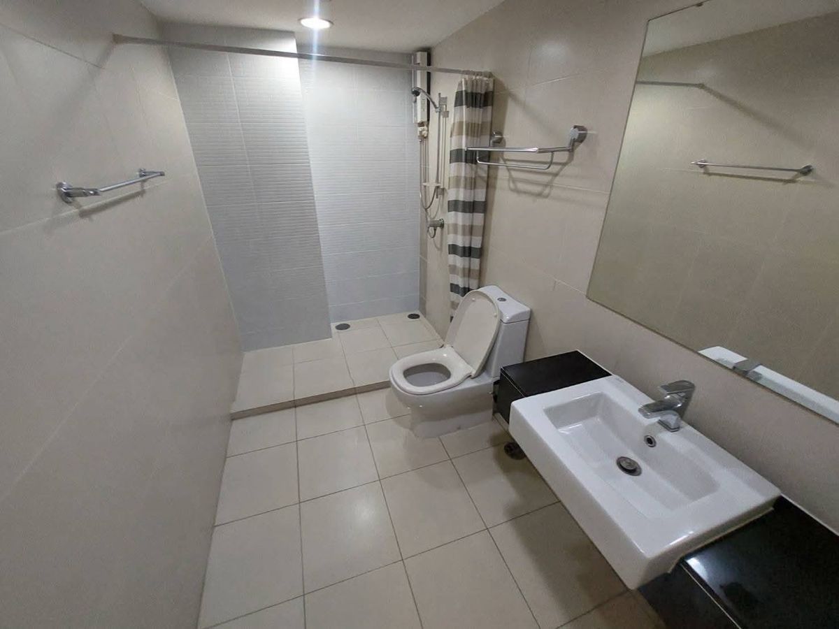 For SaleCondoRama9, Petchburi, RCA : Sell ​​Belle Grand Rama 9, D1 Building, D1, Floor 22, Open City View, 3 Bedrooms, 2 Bathrooms, Size 101.00 sq.m., price 12,000,000 baht.