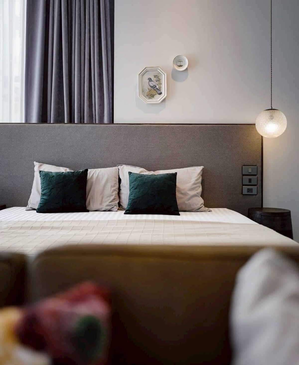 ให้เช่าคอนโดสีลม ศาลาแดง บางรัก : ปล่อยเช่า  1 นอน 1  น้ำ 50 ตร.ม. ห้องสวย ตกแต่งอย่างดีเฟอร์+เครื่องใช้ไฟฟ้าครบ ชั้นสูง วิวไม่บล็อก พร้อมเข้าอยู่