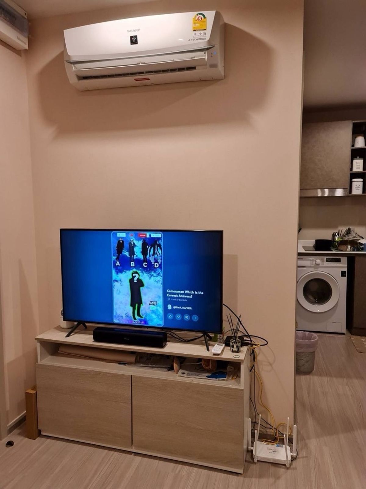 For RentCondoSamut Prakan,Samrong : Urgent rent Aspire Erawan Prime Building A, Floor 9, corner room, swimming pool, size 35.15 sq.m., special price 13,500 baht