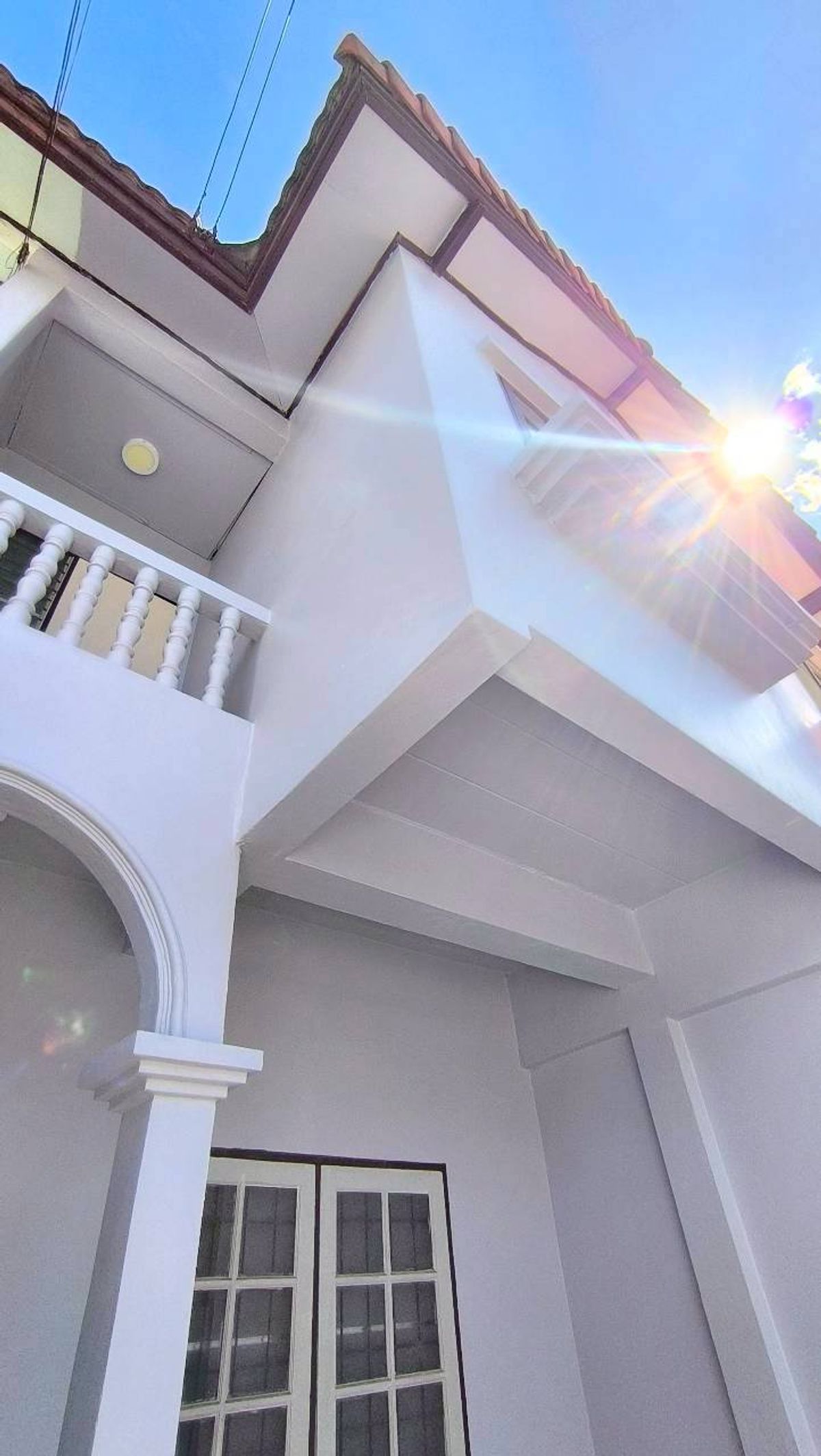 For SaleTownhomePathum Thani,Rangsit, Thammasat : Selling a new renovated townhouse, cheap price Liab Khlong Sam Road, Khlong Sam Subdistrict, Khlong Luang District, Pathum Thani, near Sarasas Witaed School, Khlong Luang Near Dhammakaya Temple