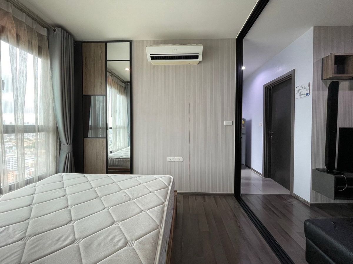 ให้เช่าคอนโดอ่อนนุช อุดมสุข : ให้เช่า The Base Park West ชั้น30 วิวเมือง ห้องขนาด 26 ตร.ม. เครื่องใช้ไฟฟ้าและเฟอร์ครบ ใกล้บีทีเอสอ่อนนุช,Habito mall พร้อมเข้าอยู่  ราคา 13,000 บาท 