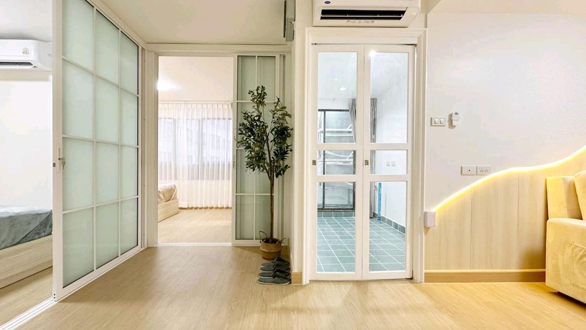 ขายคอนโดสาทร นราธิวาส : 🚶‍♀️ ตื่นสายก็ยังทันออฟฟิศ! ห้องใหญ่ 2 นอน ใจกลางสาทร ห้องกว้างขวาง สบาย ฟังก์ชันเป็นสัดส่วน 💎 ลุมพินี เพลส สวนพลู–สาทร (Lumpini Place Suanplu–Sathorn)