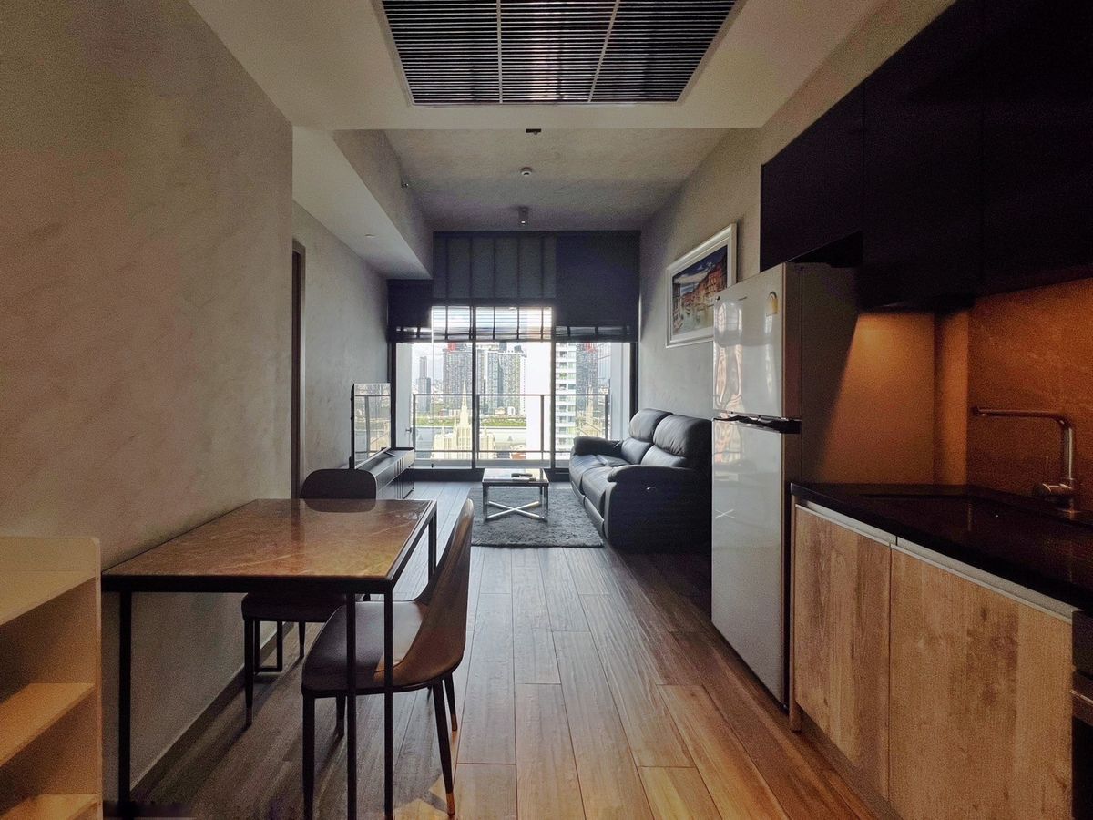 ขายคอนโดสุขุมวิท อโศก ทองหล่อ : Best deal!! The Lofts Asoke ราคาต่ำกว่าตลาด โครงการหรูใจกลางอโศก ห้องใหญ่ ชั้นสูง อยู่สบายใกล้มศว เดินทางสะดวก ส่วนกลางครบครัน