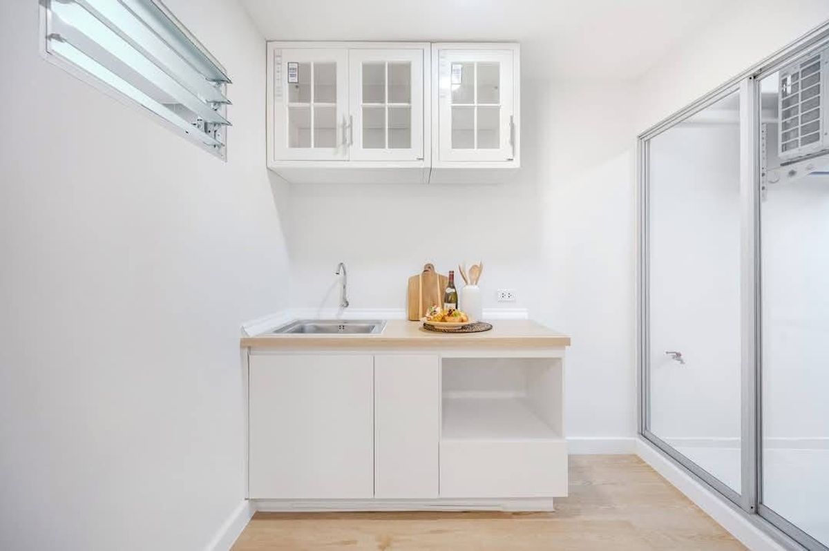 For RentCondoRamkhamhaeng, Hua Mak : For rent: Lumpini Condo Town Bodindecha - Ramkhamhaeng