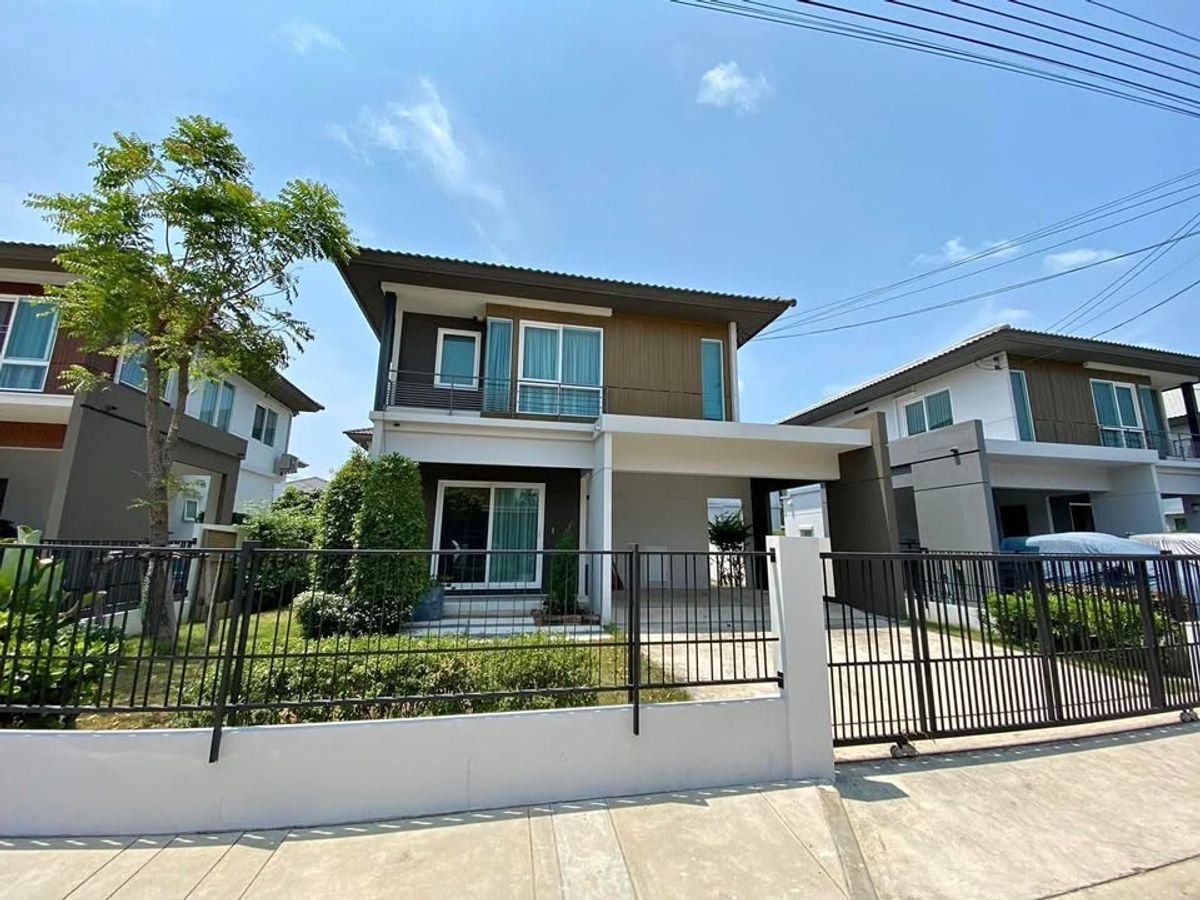 For RentHouseRathburana, Suksawat : 🏡 Rent a 2 -story house, complete furniture, ready to be in Soi Pracha Uthit 90, a good location near The atmosphere is shady, pleasant to the living space. Go in immediately