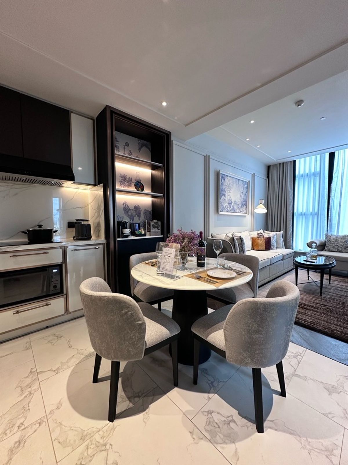 ให้เช่าคอนโดสุขุมวิท อโศก ทองหล่อ : ✨ La Clef Bangkok ✨2-Bedroom Residence | 75 sqm | THB 165,000 / month 