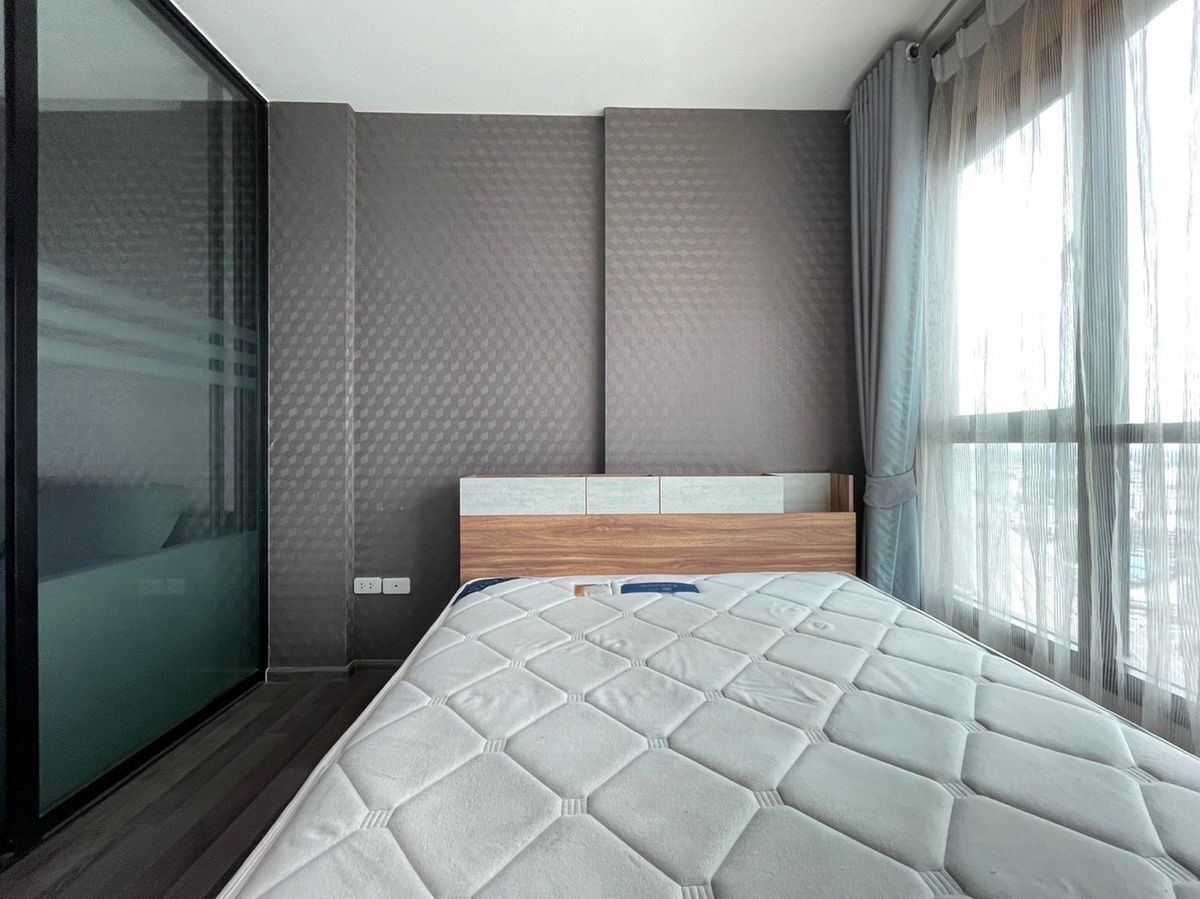 ให้เช่าคอนโดอ่อนนุช อุดมสุข : ให้เช่า The Base Park West ชั้น30 วิวเมือง ห้องขนาด 26 ตร.ม. เครื่องใช้ไฟฟ้าและเฟอร์ครบ ใกล้บีทีเอสอ่อนนุช,Habito mall พร้อมเข้าอยู่  ราคา 13,000 บาท 