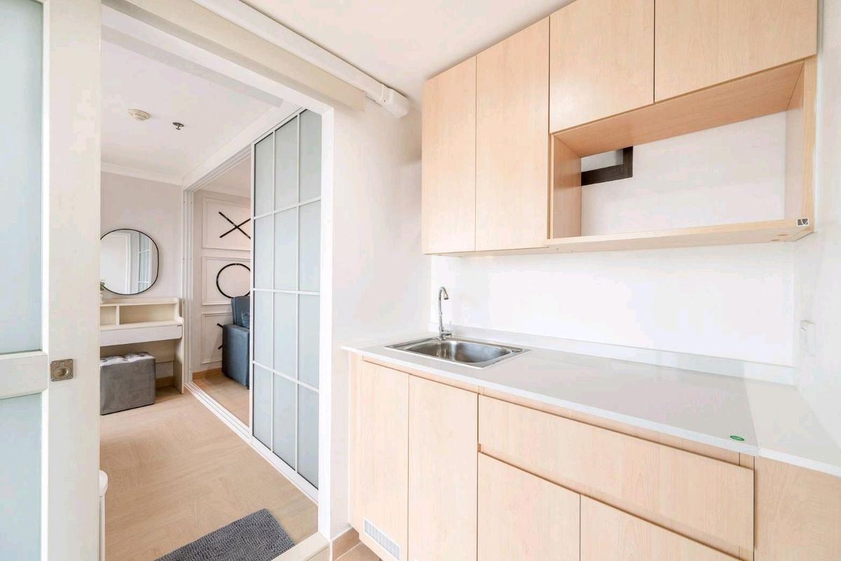 ขายคอนโดพระราม 3 สาธุประดิษฐ์ : 🏞️ ตื่นมาเจอวิวเจ้าพระยาทุกวัน! ห้องนี้ให้มากกว่าคำว่า “คอนโด” ✨ Luxury Life ของจริง …💎 ลุมพินี เพลส นราธิวาส–เจ้าพระยา (Lumpini Place Narathiwas–Chao Phraya)